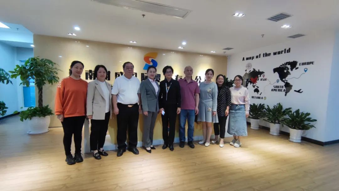 The leaders of Hunan Mechanical and Electrical Vocational and Technical College came to our company for inspection and exchange